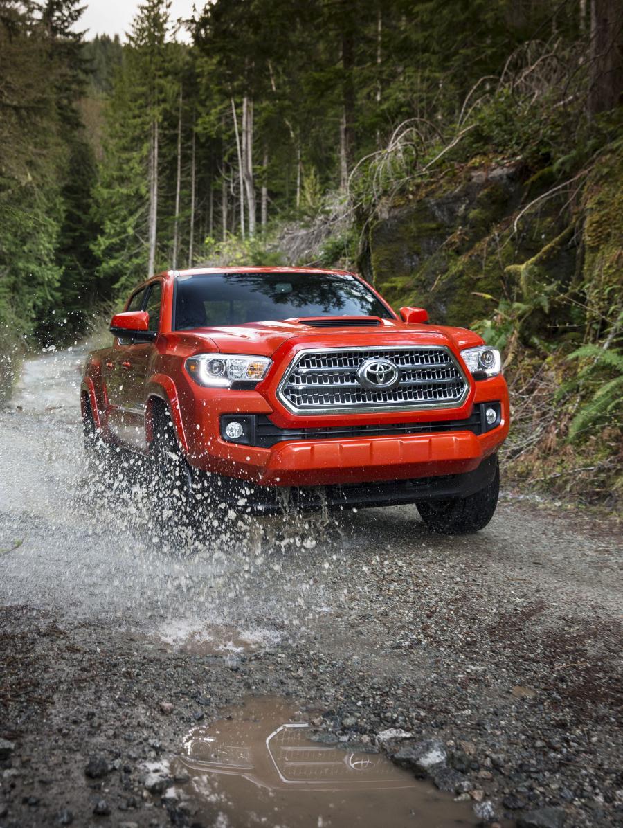  Toyota Tacoma TRD Sport Double Cab 2015 года  (NA) (фото 22 из 40)
